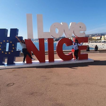 Dos Santos Lägenhet Nice Exteriör bild